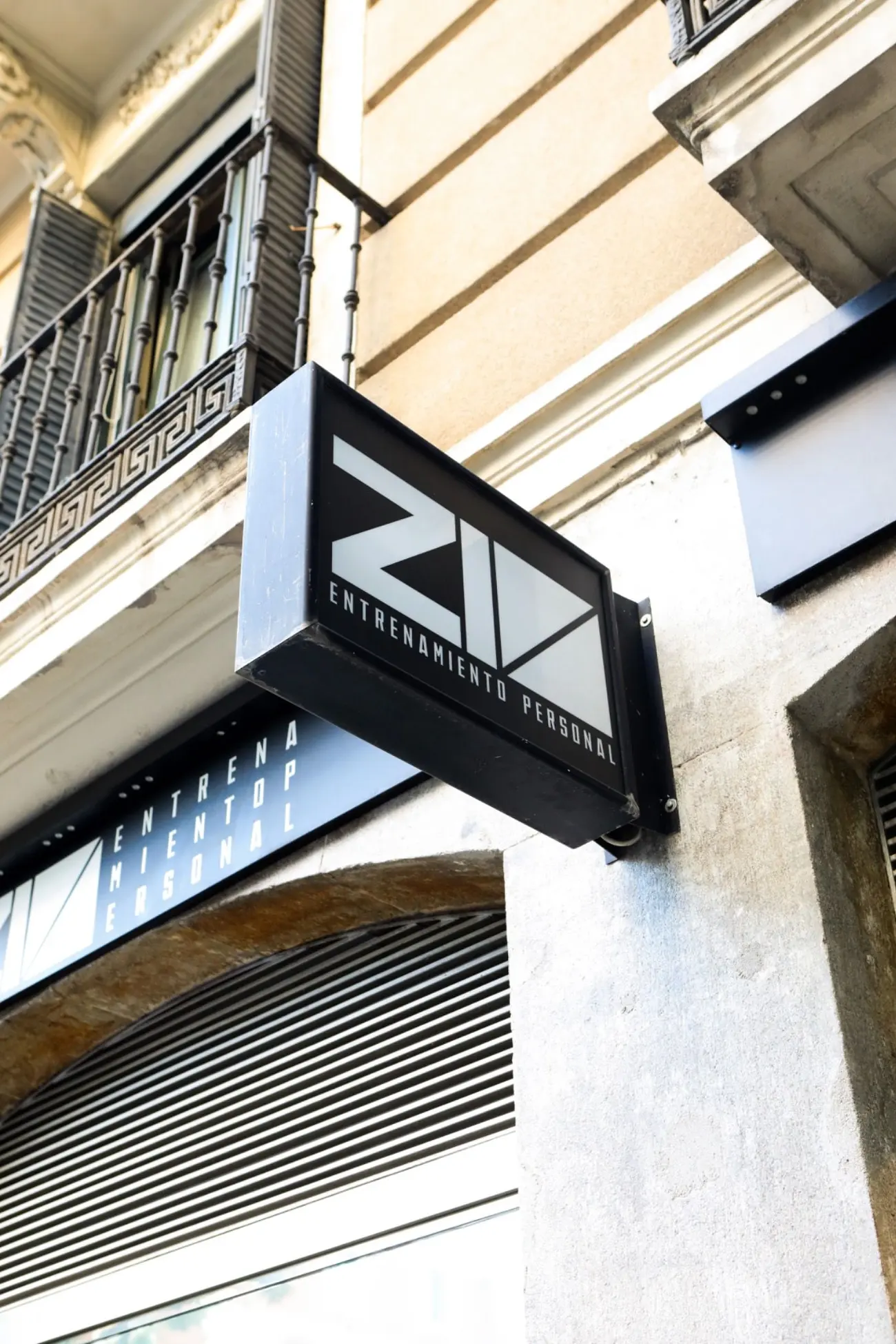 Fachada de Z10